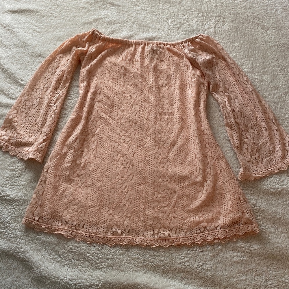 Lace pink dress